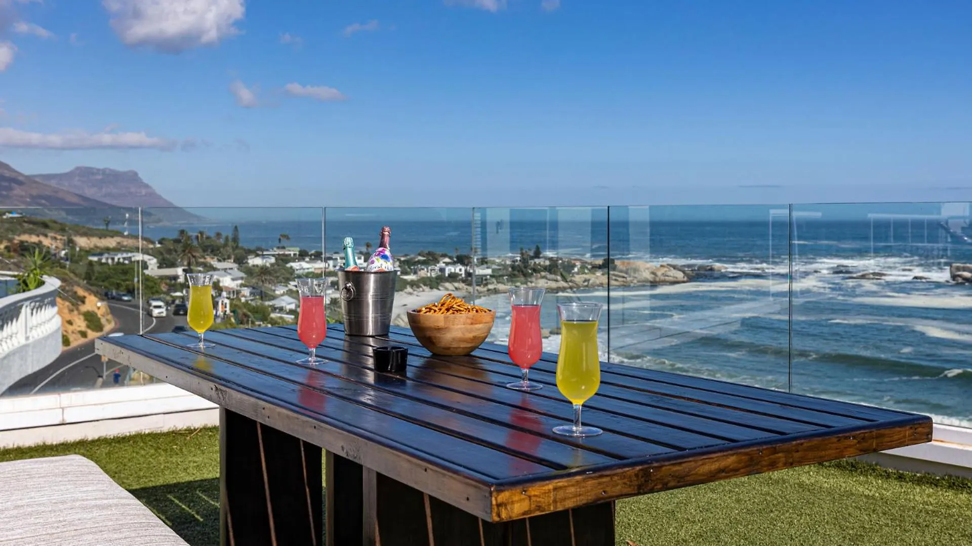 Clifton Yolo Spaces - Clifton Boutique Apartments Cape Town South Africa